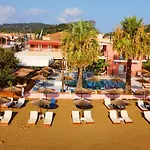 Maria\'S Beach Apartments