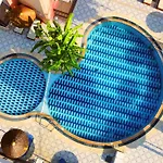 Maria\'S Beach Apartments